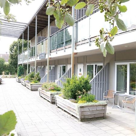 Отель Lygnerns Pensionat Och Konferens Satila Экстерьер фото